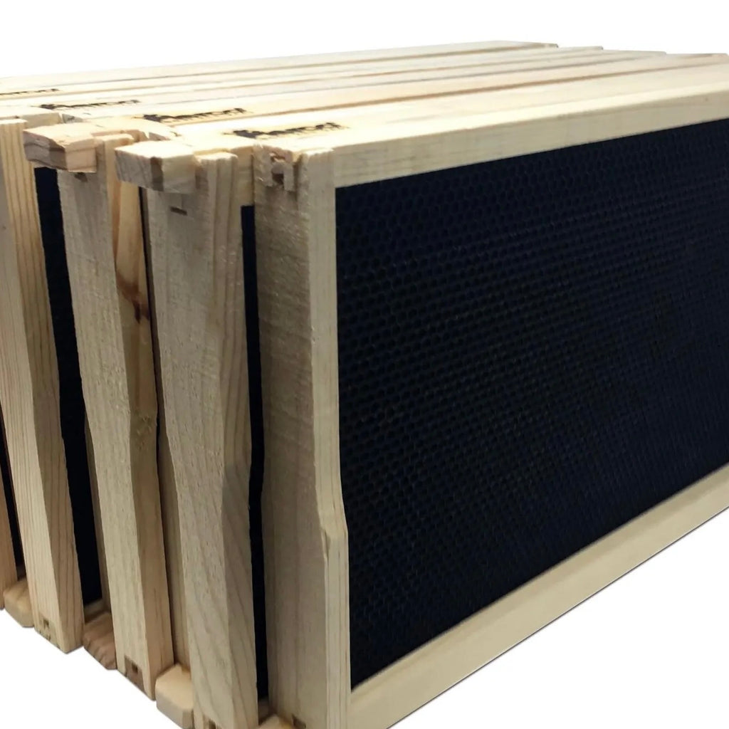 Groovy Gopher 5-Frame Wax-Coated Beekeeper's Nuc Box